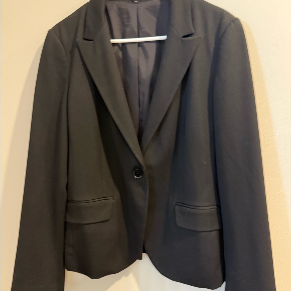 Express Women's Black Blazer